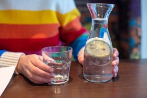 drink water